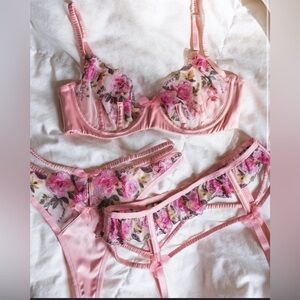 For Love & Lemons Blushing Rose Full Set